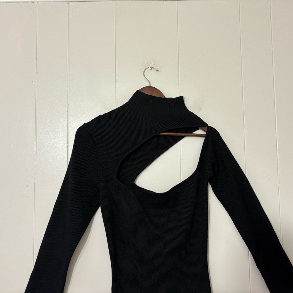 Pretty Lavish Lillian Cut Out Mini Knit Dress Black Sz L Chic Modern Statement - Picture 4 of 10